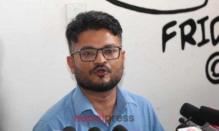 रास्वपाप्रति मुकुलको गुनासो : ‘फ…’ लेख्ने व्यक्ति प्रधानमन्त्री बनिसक्दा म निम्तोसूचीमा समेत परिनँ