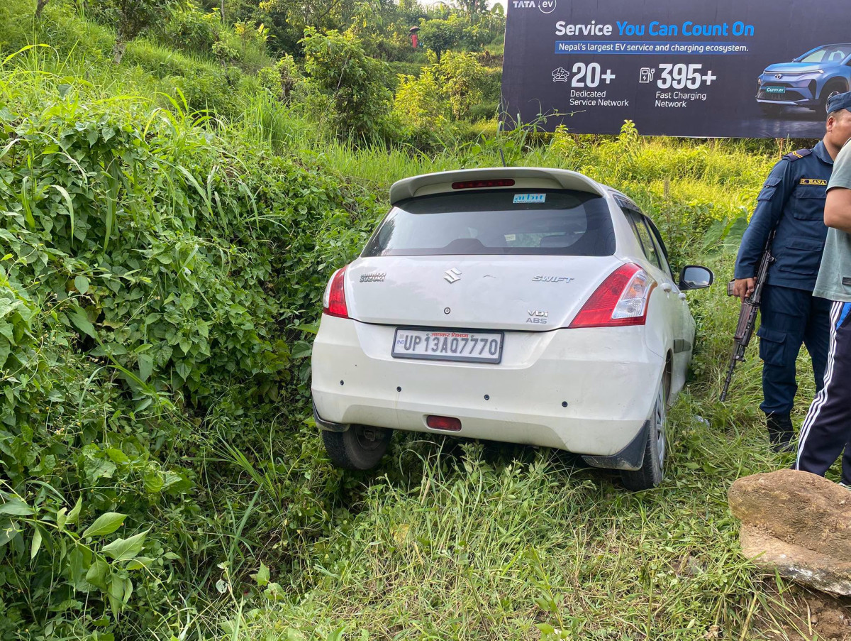 आँबुखैरेनीको मार्किचोकमा भारतीय कारको ठक्करबाट गम्भिर घाईते दुई स्कुले बालबालिकाको मृत्यु