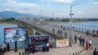 नारायणी नदी पुलको सुरक्षा व्यवस्थापन गर्न माग