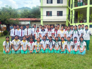 खाजा खर्च जोगाएर प्रगती पाठशालाका विद्यार्थीले गरे राहत कोषमा सहयोग